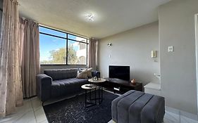 Lux Living At Menlyn Place
